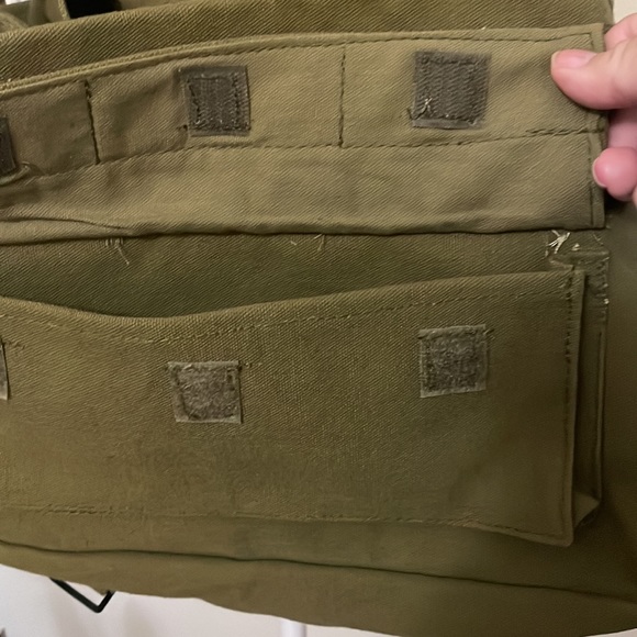 A NWOT Military Messenger Bag Pockets Adjustable Straps 100% cotton Army Green - Picture 8 of 14